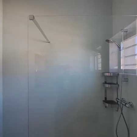 Cozy Com Jardim Nyaraló