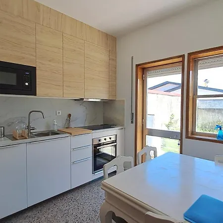 Cozy Com Jardim Feriehus Árvore