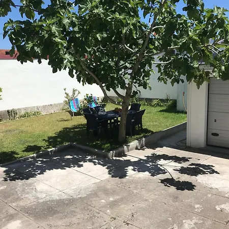 Cozy Com Jardim Vakantiehuis
